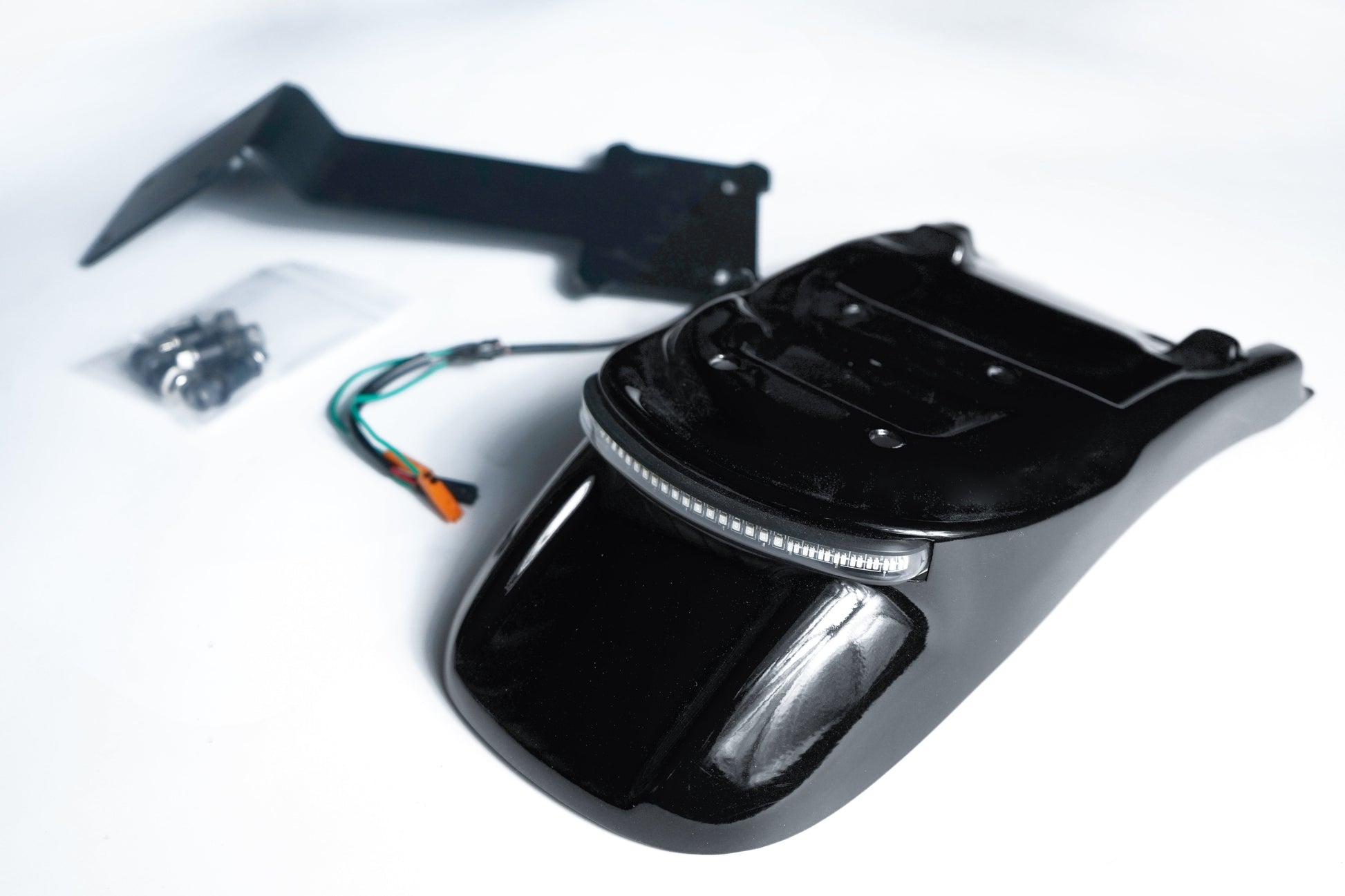 ท้ายสั้นพร้อมไฟ LED + ที่ใส่ป้ายทะเบียน สำหรับ HONDA SCL CL 300 500 2023 - 2025