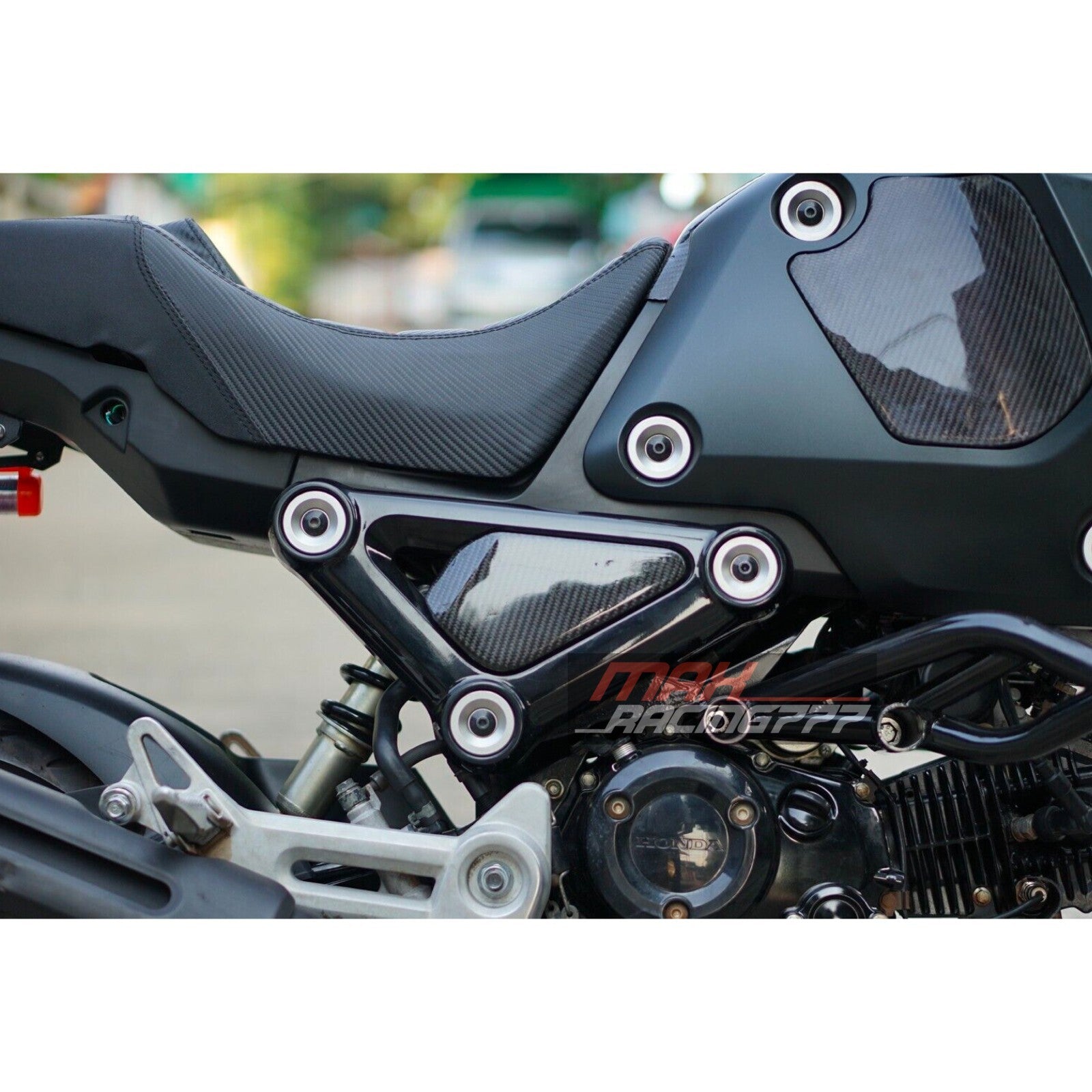 ชุดฝาครอบข้าง ซ้าย ขวา คาร์บอน HONDA NEW GROM 2021-2024