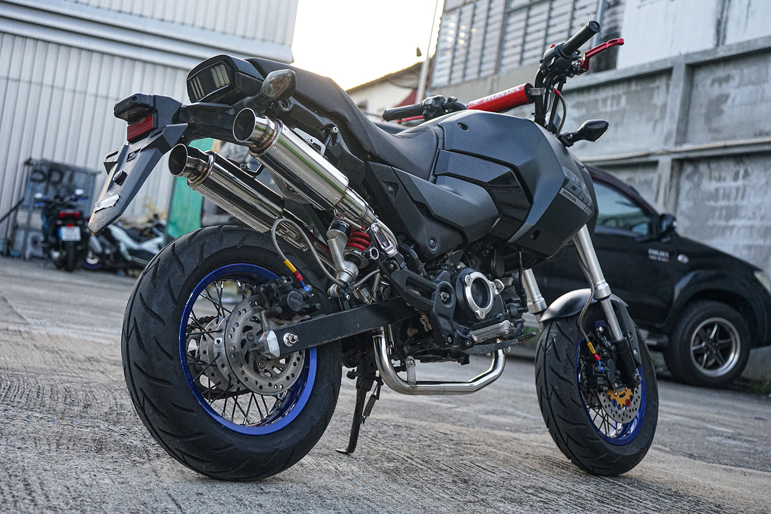 ท่อคู่ออกบน สำหรับ HONDA GROM 125 2021-2025