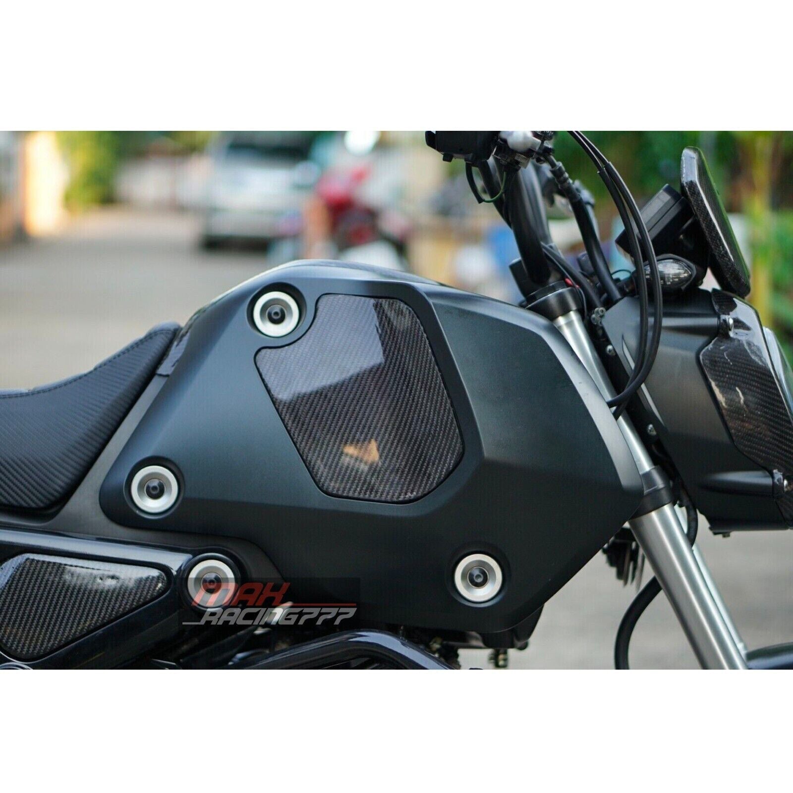 ฝาครอบตัวถัง ซ้าย ขวา คาร์บอน HONDA NEW GROM 2021-2024