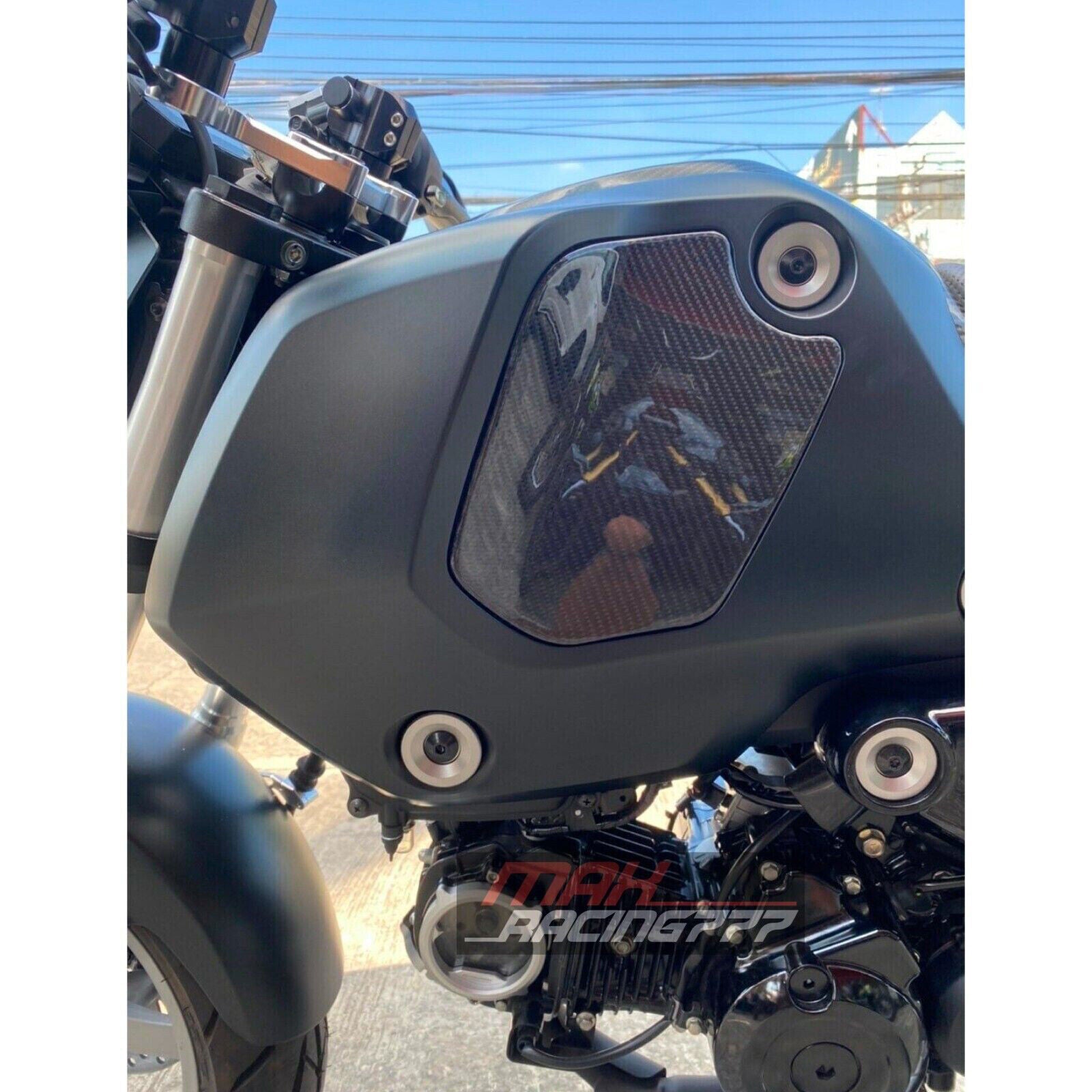 ฝาครอบตัวถัง ซ้าย ขวา คาร์บอน HONDA NEW GROM 2021-2024