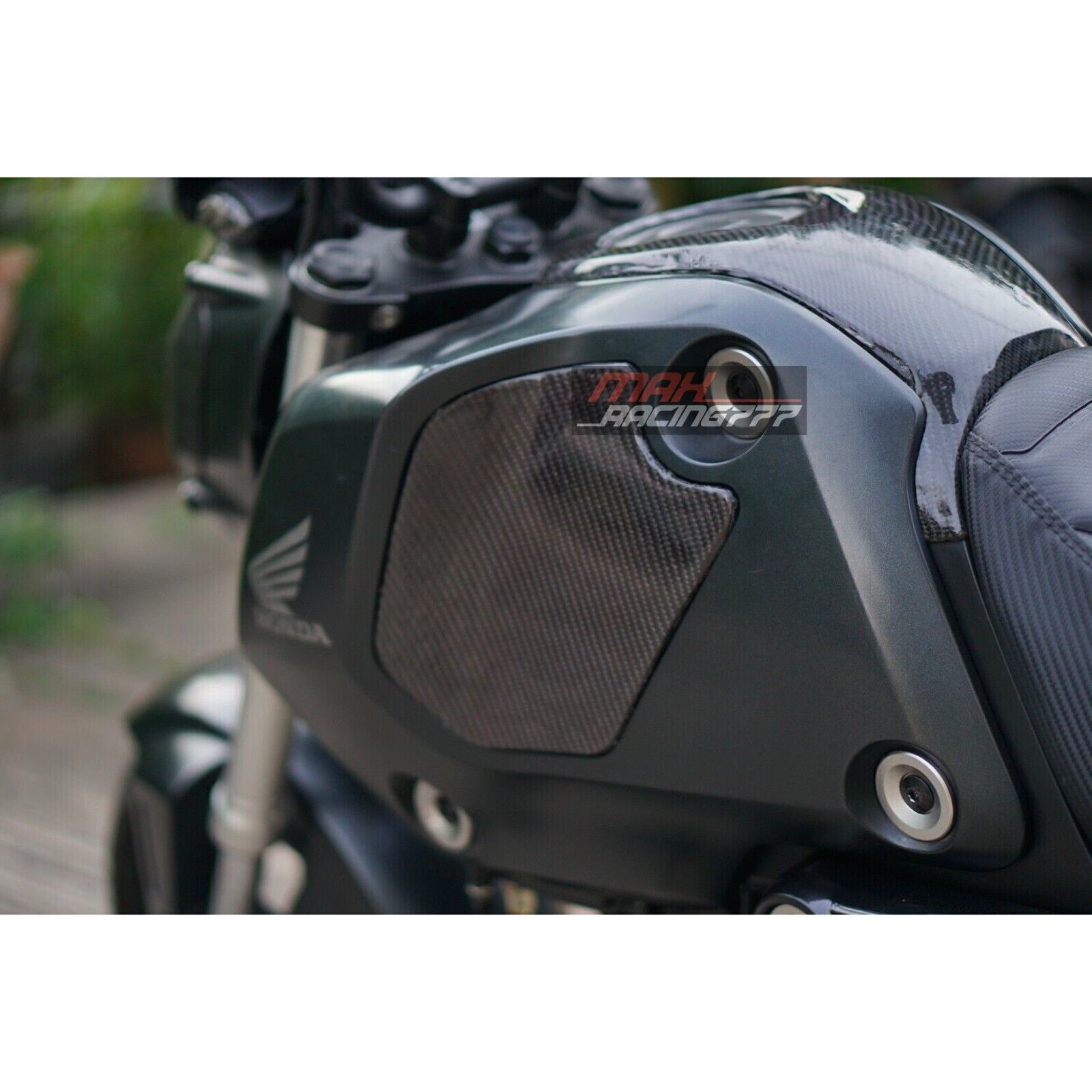 ฝาครอบตัวถัง ซ้าย ขวา คาร์บอน HONDA NEW GROM 2021-2024