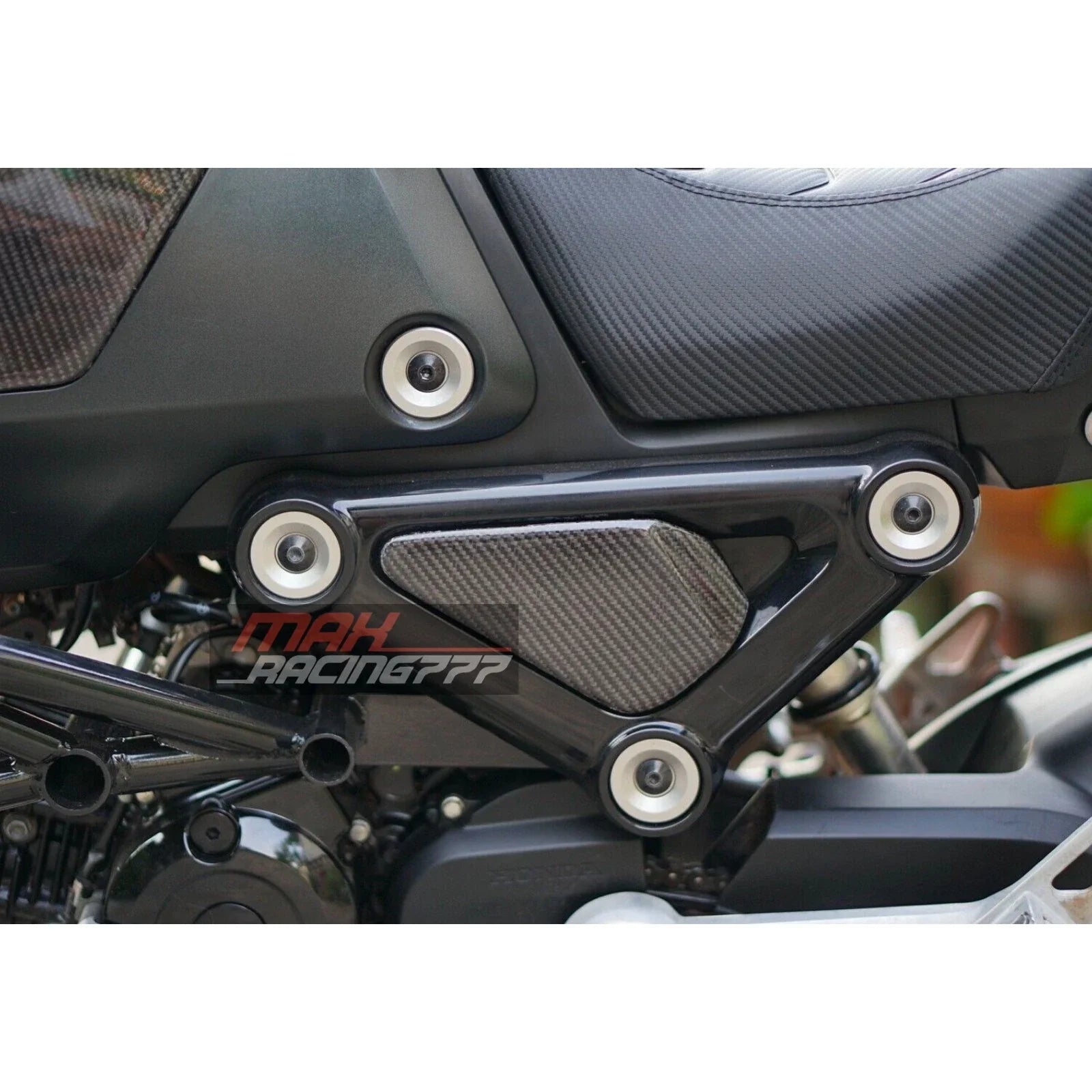 ชุดฝาครอบข้าง ซ้าย ขวา คาร์บอน HONDA NEW GROM 2021-2024