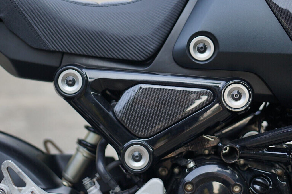 ชุดฝาครอบข้าง ซ้าย ขวา คาร์บอน HONDA NEW GROM 2021-2024