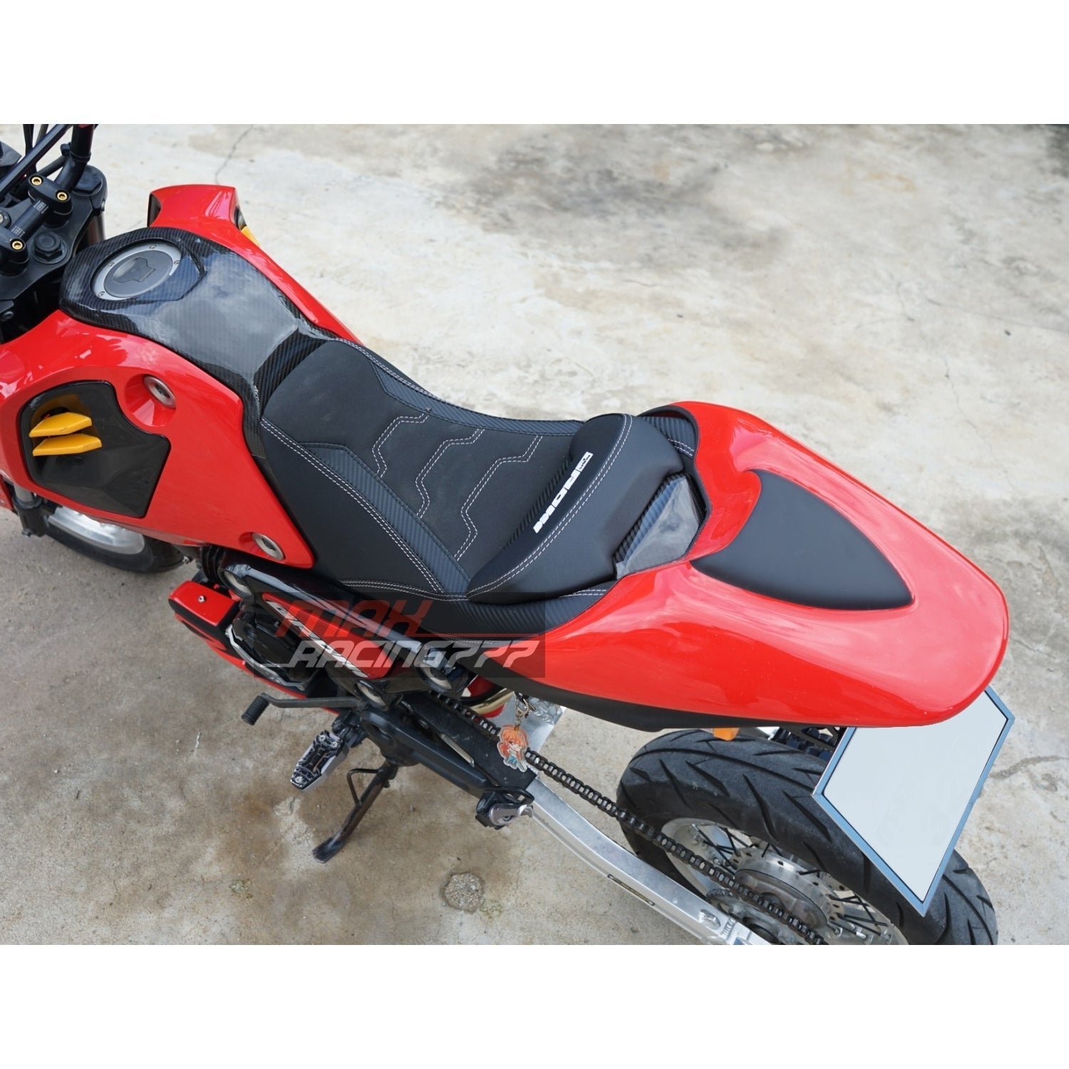 ครอบเบาะตูดมด สำหรับ HONDA GROM 125 2021-2024 *ใส่ได้เฉพาะเบาะแต่งทรงสปอร์ตหมอนคาร์บอน*