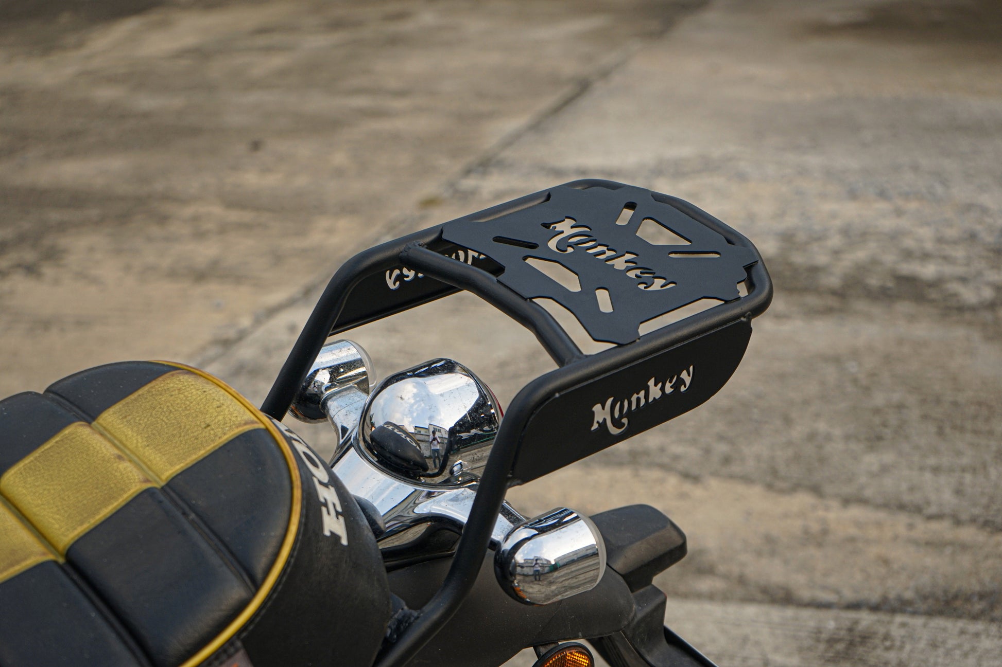 แร็คสัมภาระท้าย สำหรับ HONDA Z125 MONKEY125 2018-2025