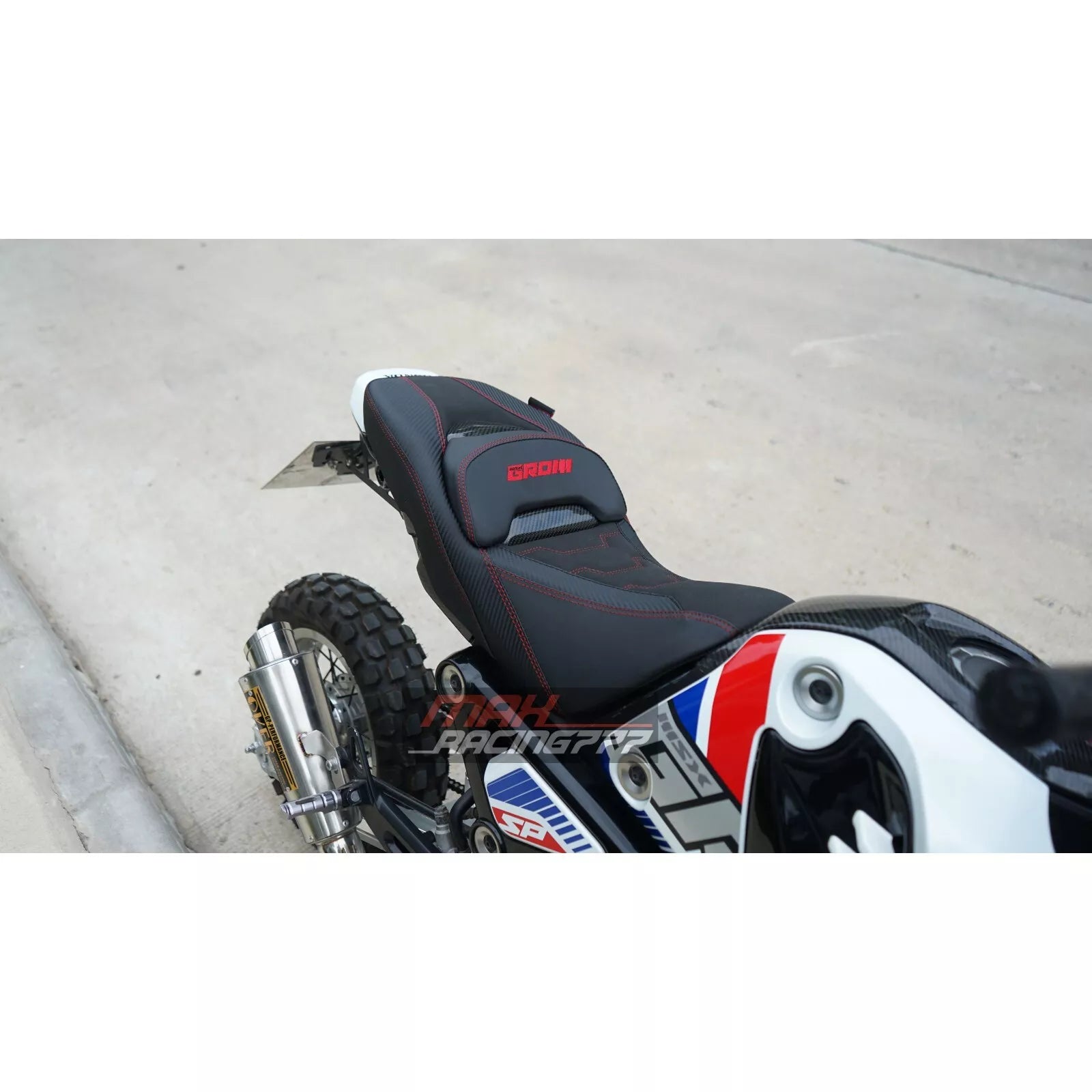 เบาะแต่งทรงสปอร์ตหมอนคาร์บอน สำหรับ HONDA GROM125 2021-2025