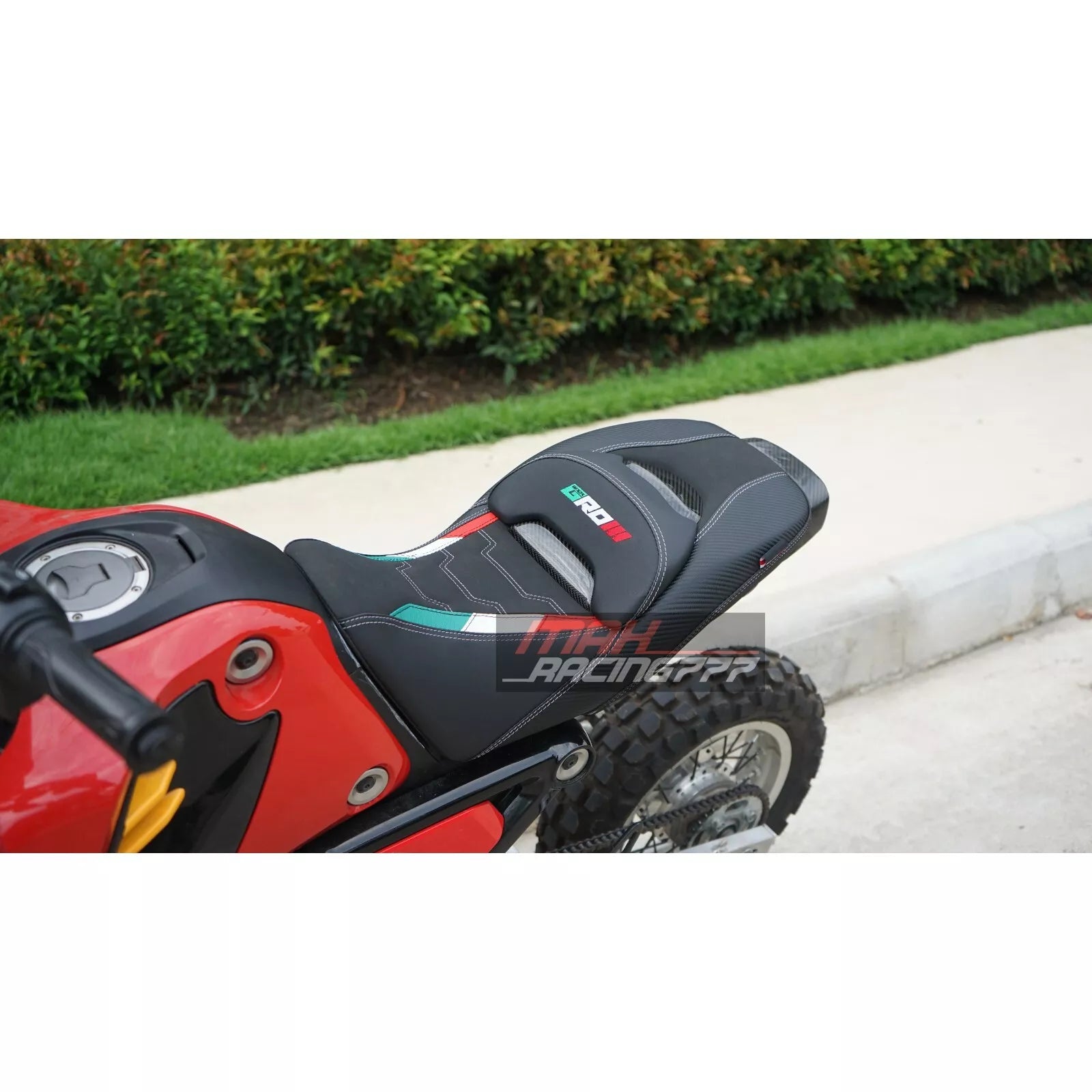 เบาะแต่งทรงสปอร์ตหมอนคาร์บอน สำหรับ HONDA GROM125 2021-2025