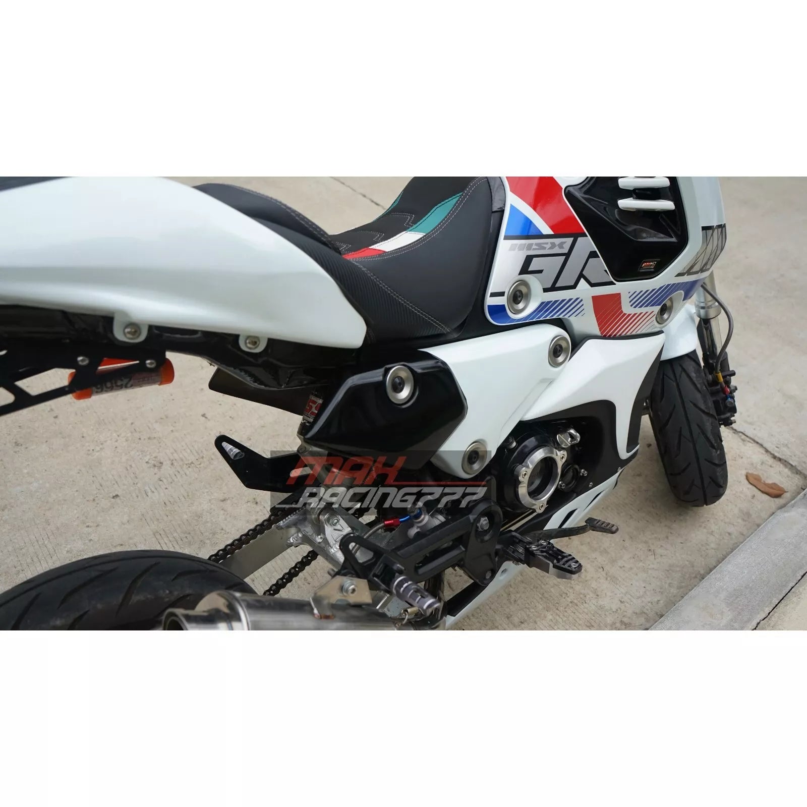 ครอบด้านข้าง สำหรับ HONDA NEW GROM 2021-2024
