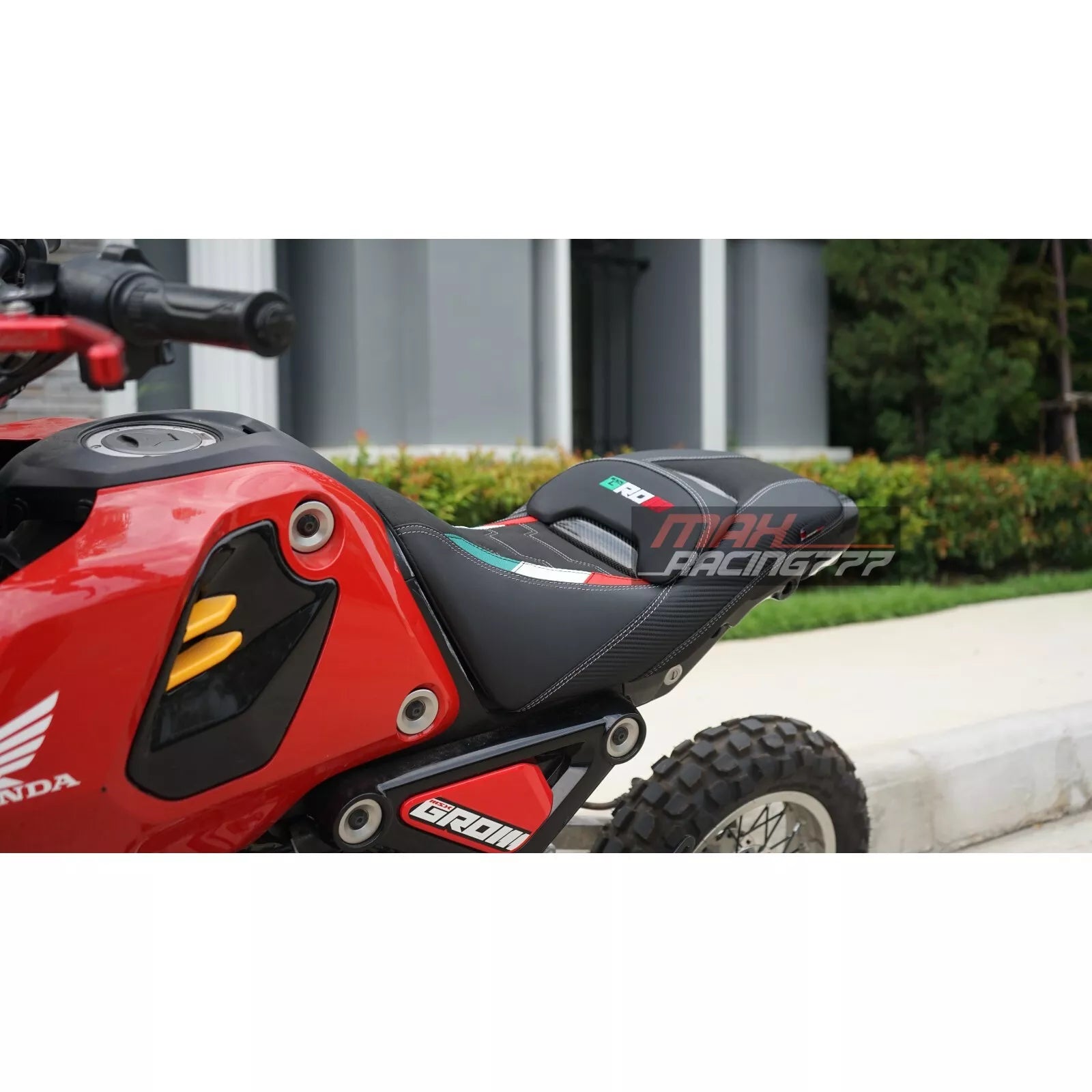 เบาะแต่งทรงสปอร์ตหมอนคาร์บอน สำหรับ HONDA GROM125 2021-2025
